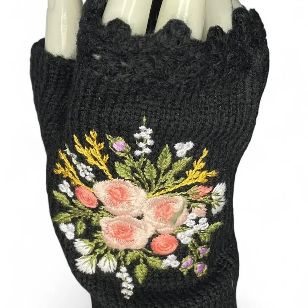 Cottagecore Black Knit Fingerless Gloves Floral Embroidery Knit Lace Trim OS
